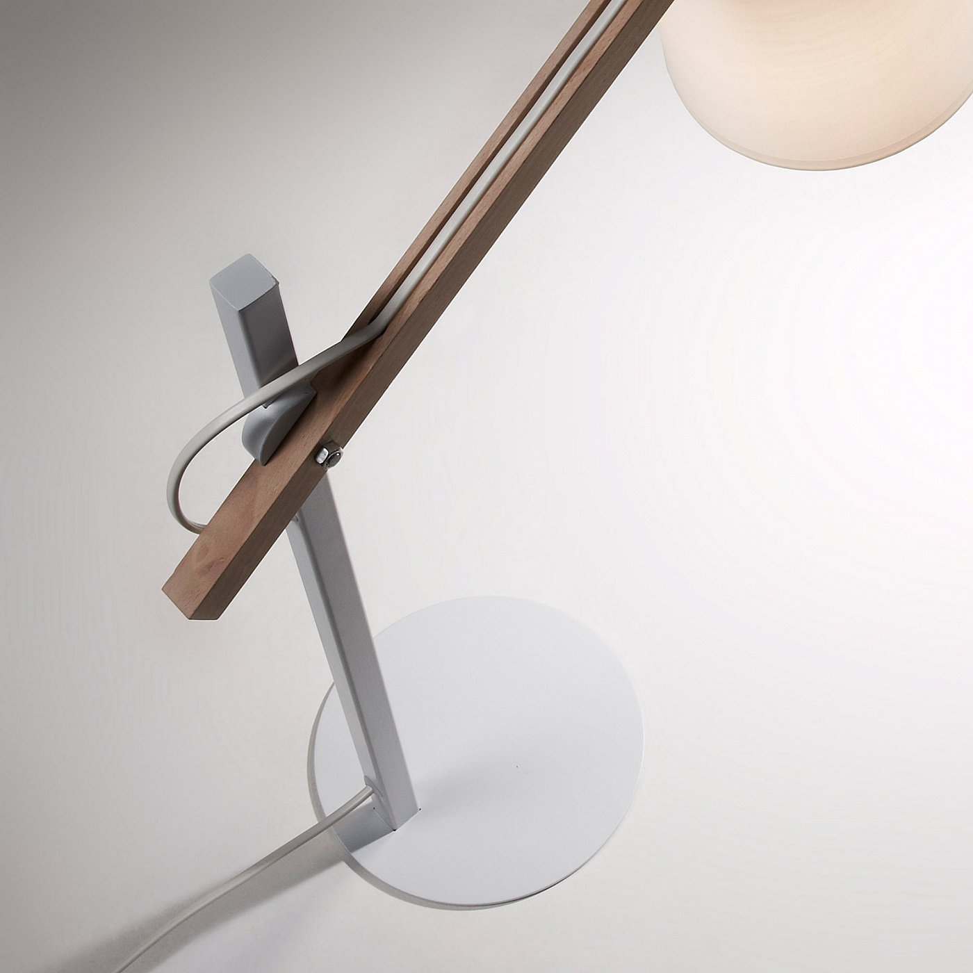 047678 Настольная лампа Jovik белая La Forma Kosta - Вид №1