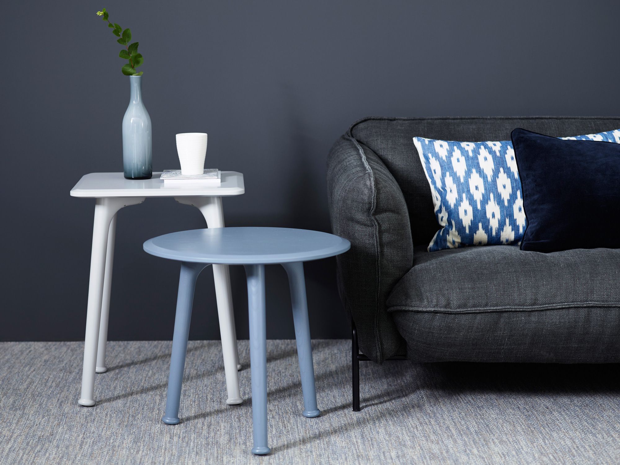 Круглый журнальный столик из массива дерева Karl Andersson Bat ARCH-00091583 - Вид №3