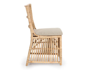 Стул сада ротанга с интегрированной подушкой без подлокотников