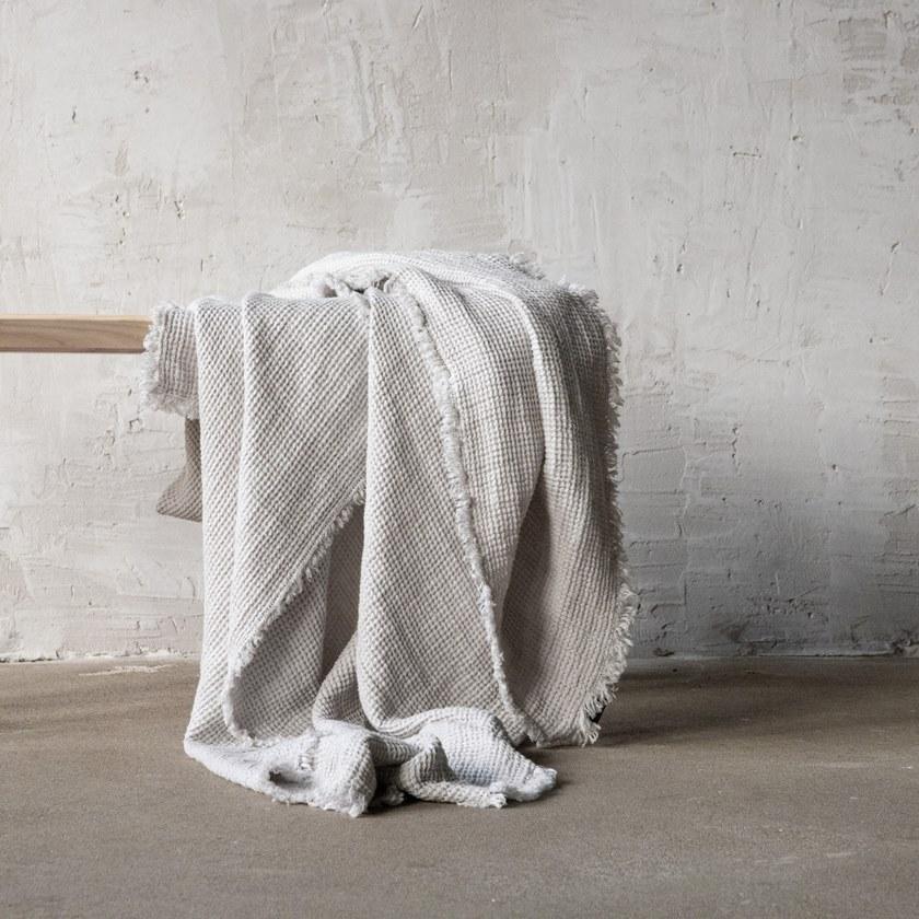 LinenMe Однотонный льняной плед ручной работы Washed waffle big 0913501  - Вид №1