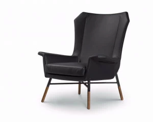 arflex Мягкое кожаное кресло с подлокотниками