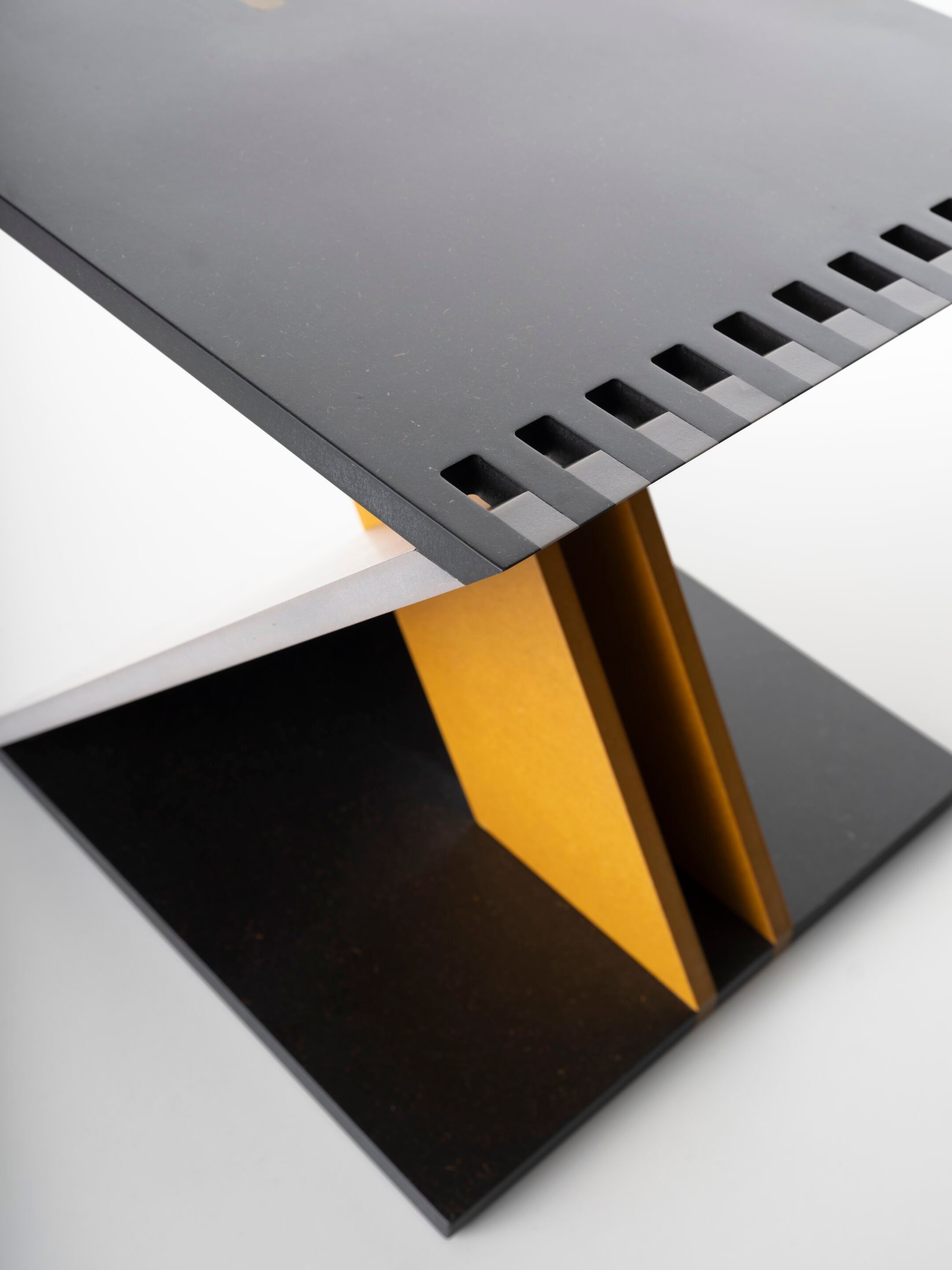 Низкий стул в Valchromat® Alias ZETA STOOL ARCH-00010532 - Вид №3