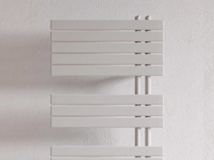 Настенный стальной радиатор для ванной комнаты