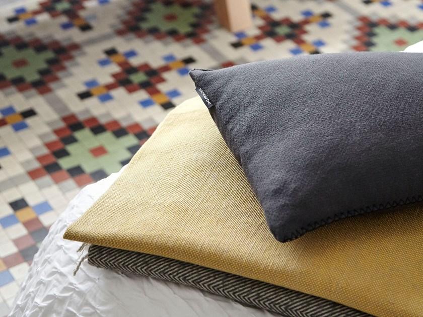 Viccarbe Квадратная подушка из гусиного пуха  Ma48  - Вид №4