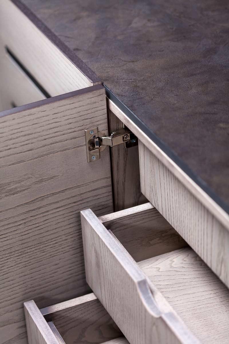 Anesis Буфет из массива дерева с распашными дверцами Centrum M510  - Вид №4