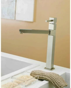 Rubinetterie Treemme Смеситель для кухни на одно отверстие с поворотным изливом