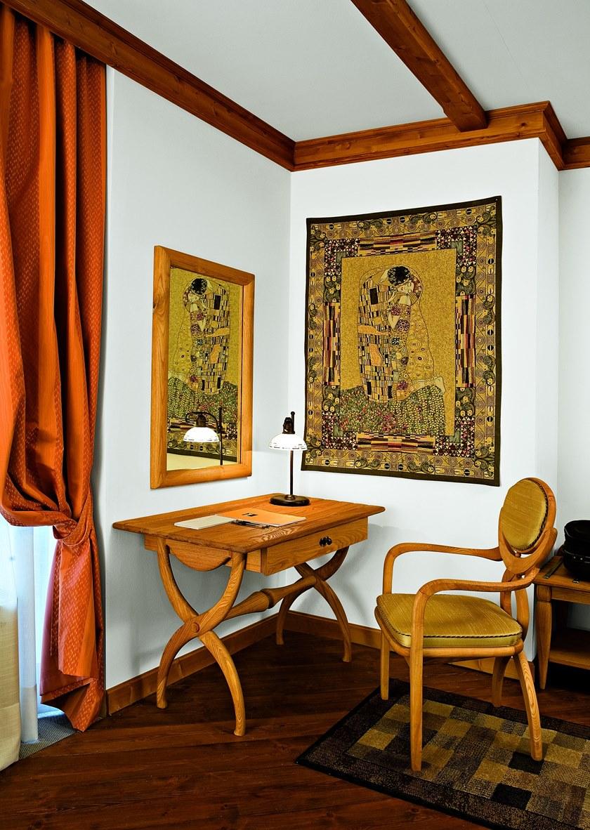 Arnaboldi Interiors Стул из ткани с подлокотниками Rota sun-id-1443990 - Вид №1