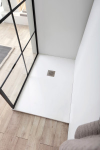 Изготовленный на заказ поддон для душа из мраморной смолы