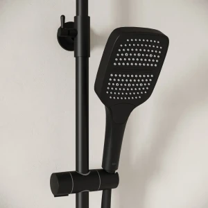 89392203 Душевая система Iddis Lahta LAHBLTHi06 с термостатом 3 режима цвет черный матовый