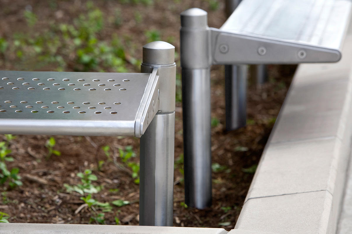 FSRT81 Сидение для транзита  Forms-surfaces  - Вид №4