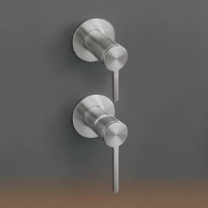 Душевой смеситель с 2/3 ходовым переключающим  INV78 CEADESIGN