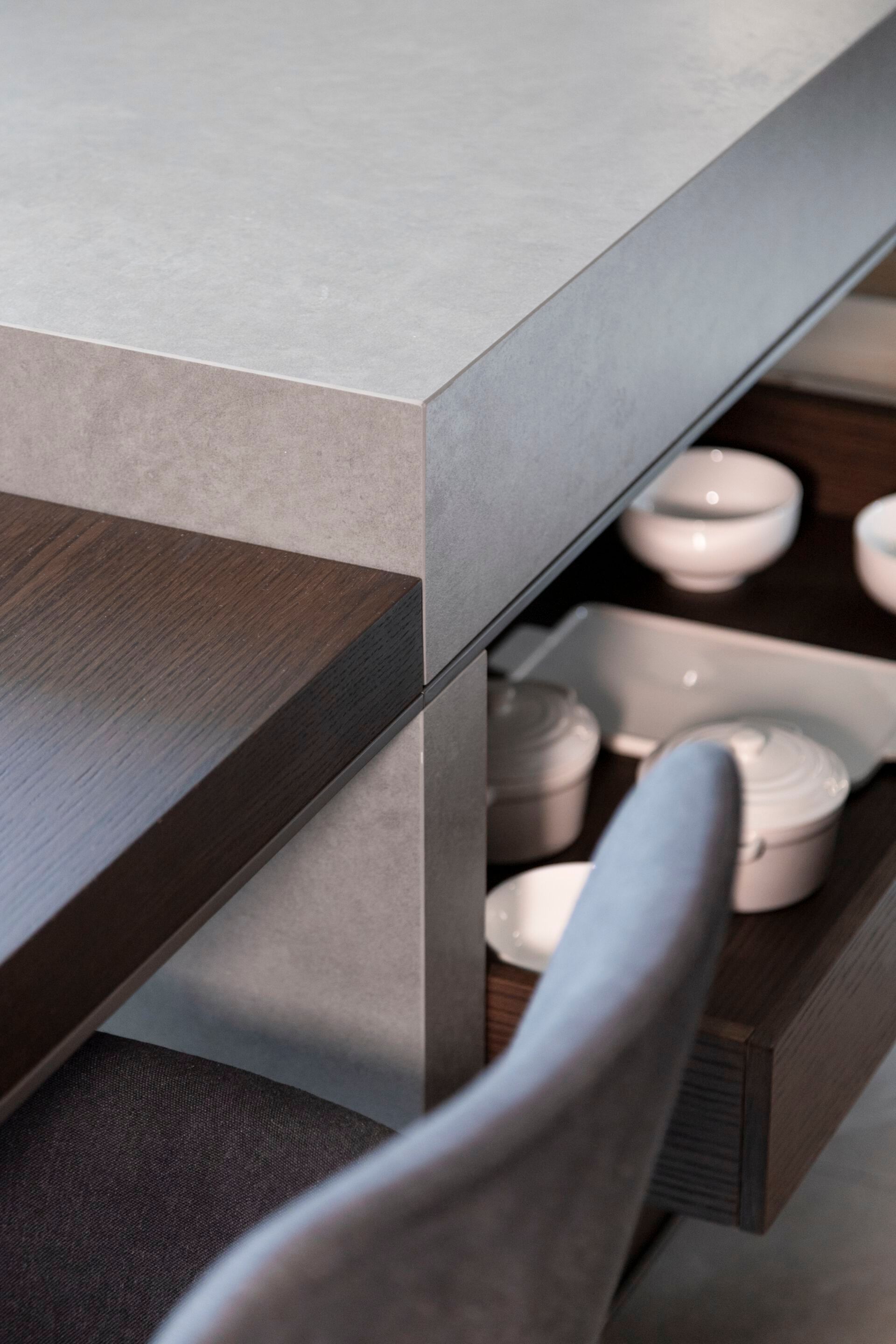 Кухня разработана с трех сторон с центральным островом TM Italia Cucine Авиньон ARCH-00055669 - Вид №3