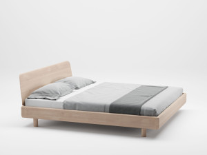 Двуспальная кровать из массива дерева