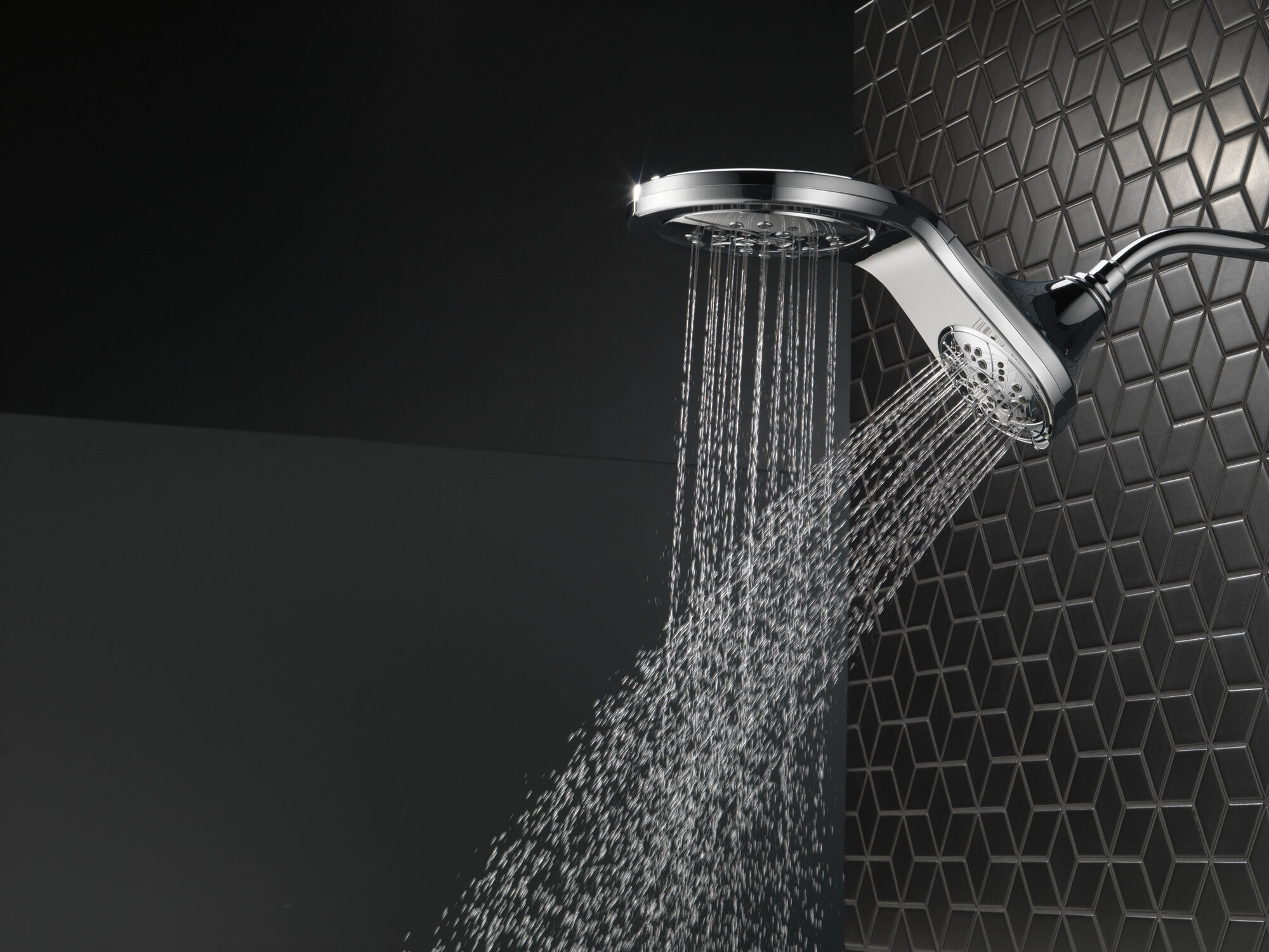 58581-PK HydroRain® H2Okinetic® In2ition® Душ два в одном с 5 настройками Delta Faucet Universal Showering Хром  - Вид №30