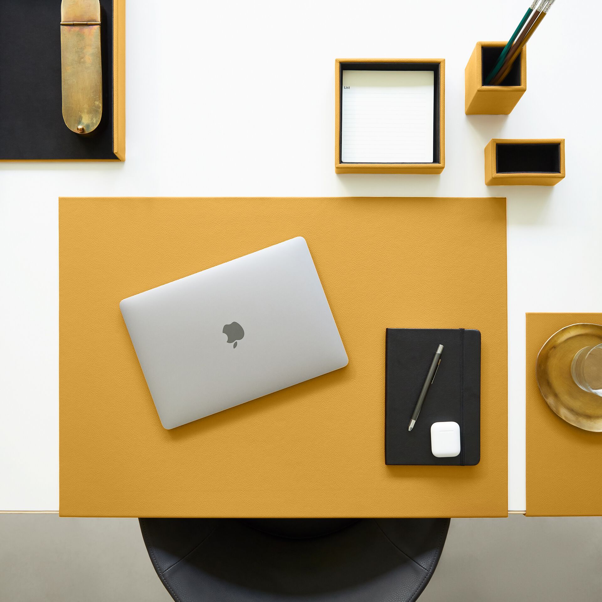 Кожаный чехол EGLOOH Adamantis ARCH-00064469 - Вид №44