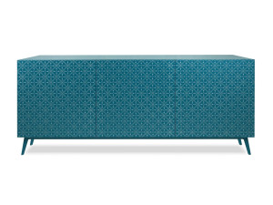 Шкаф с распашными дверями