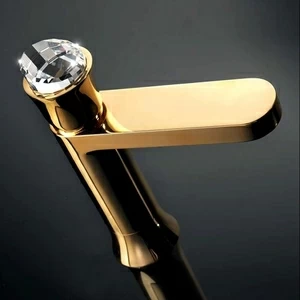 Однорычажный смеситель для раковины с клапаном клик-клак 67.004G MAIER MUSE DIAMOND