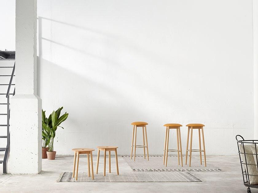 ONDARRETA Высокий деревянный табурет с подставкой для ног Oto sun-id-1389781 - Вид №8