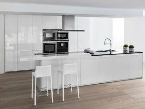 Floritelli Cucine Модульная кухня из лакированного кварца с островом Andromeda