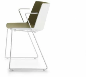 MDF Italia Полипропиленовый стул с салазками и подлокотниками Aïku