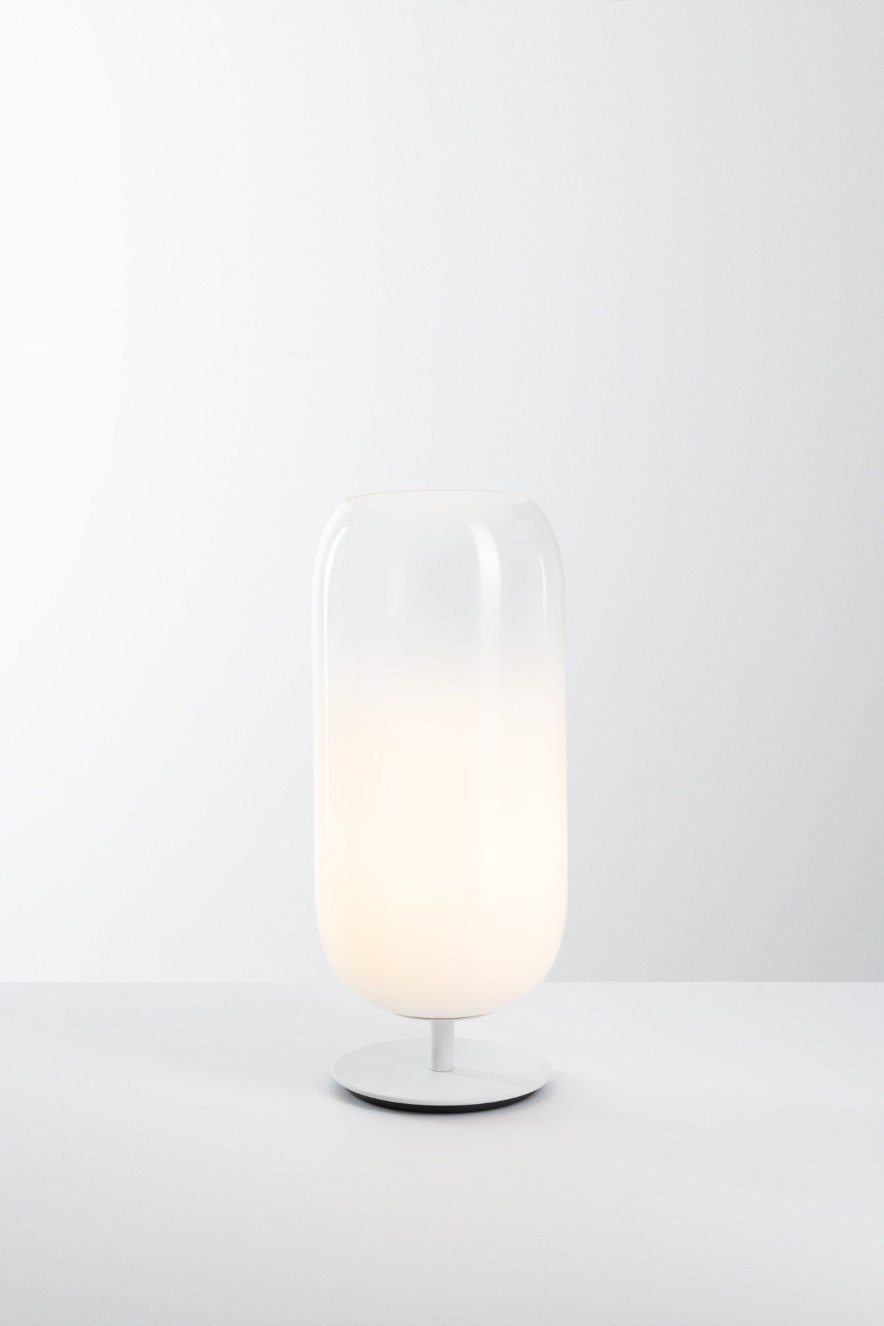 Светодиодная настольная лампа из дутого стекла Artemide Gople ARCH-00039061 - Вид №36