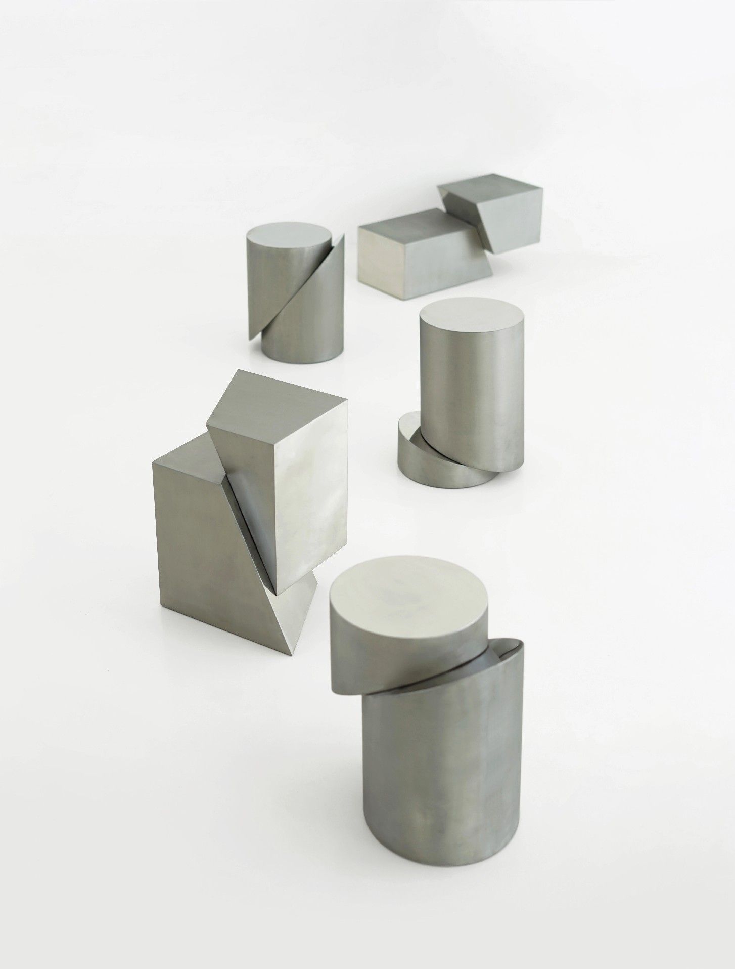 Низкий журнальный столик из нержавеющей стали Movimento Gallery SLICE ARCH-00120337 - Вид №9