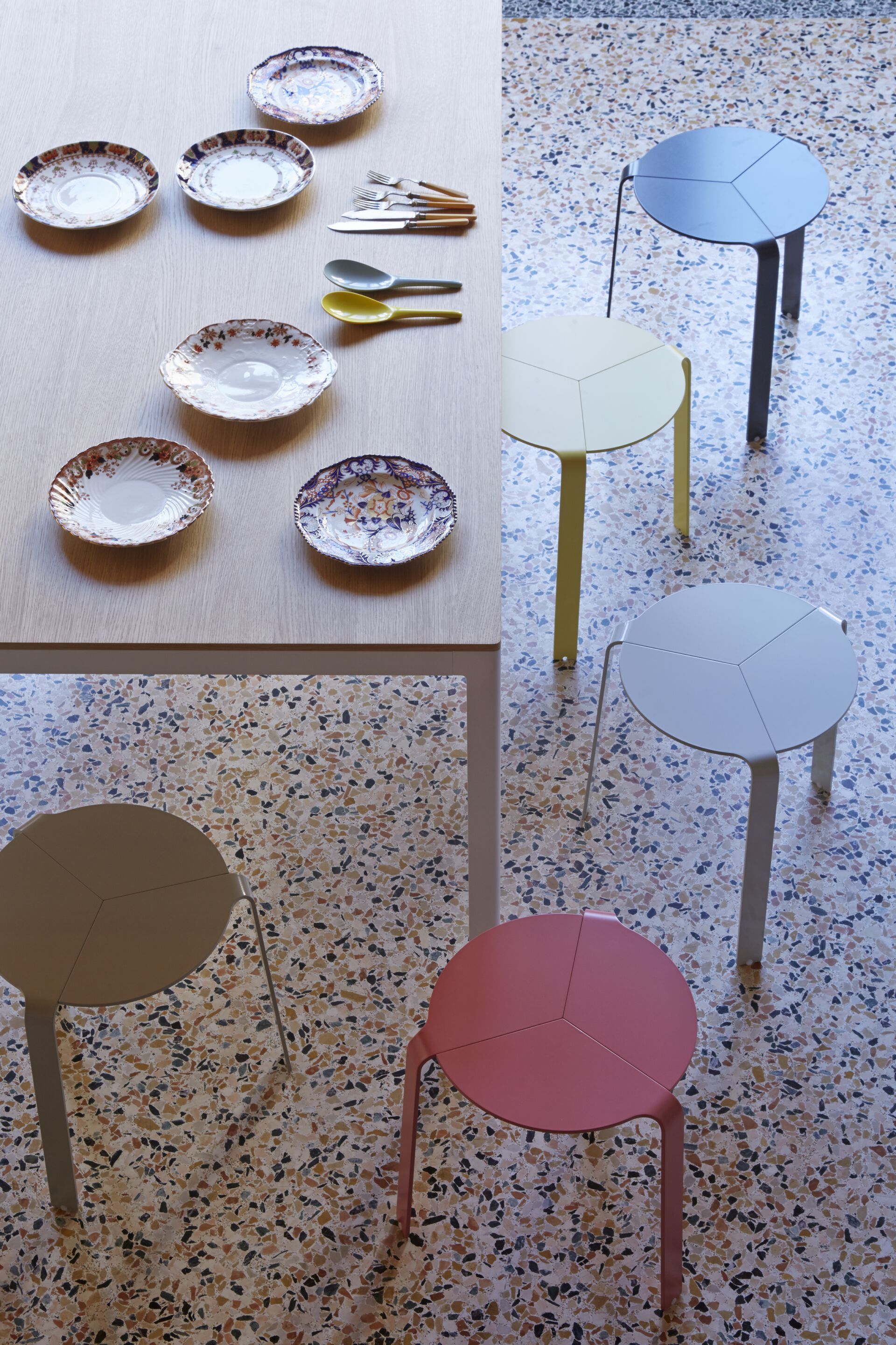 Алюминиевый стол с деревянной столешницей isOnAir Bertoncini ARCH-00100504 - Вид №9