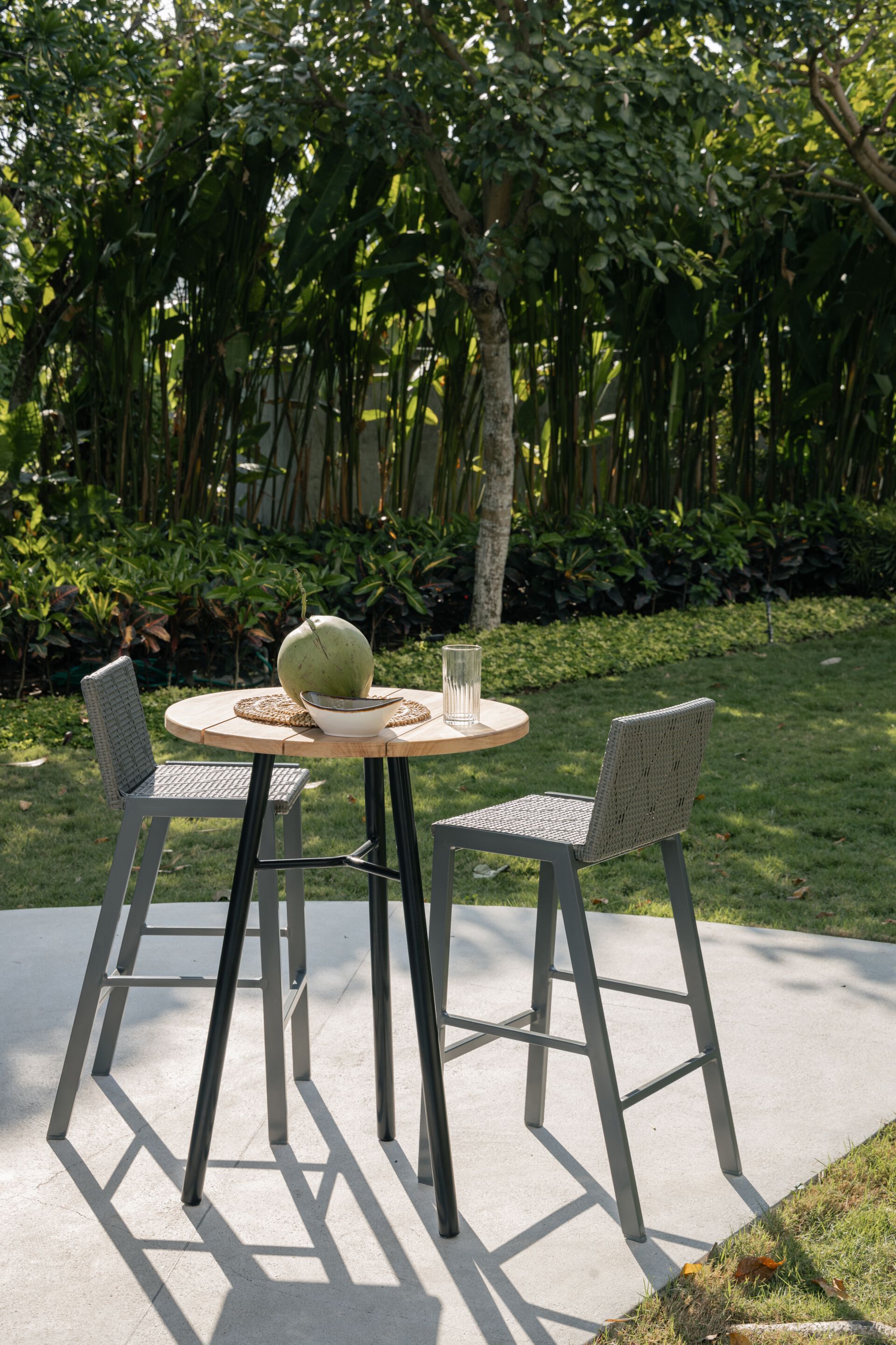 Высокий круглый стол из тикового дерева cbdesign Токио ARCH-00049414 - Вид №2