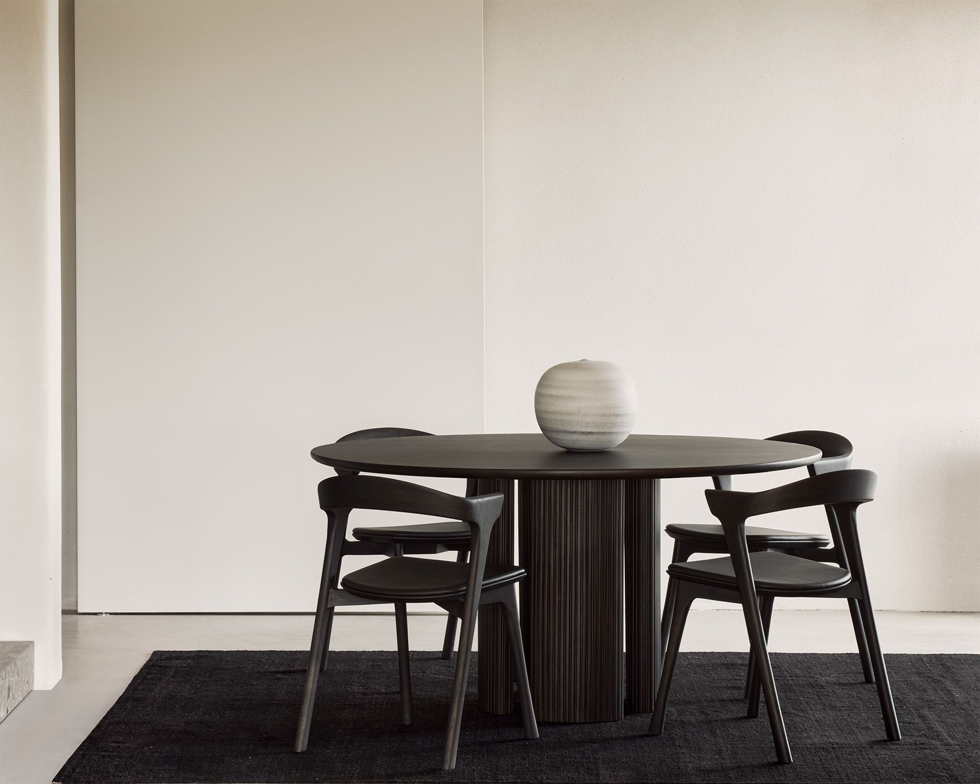 Дубовый стул с мягким сиденьем Ethnicraft Bok ARCH-00008275 - Вид №5