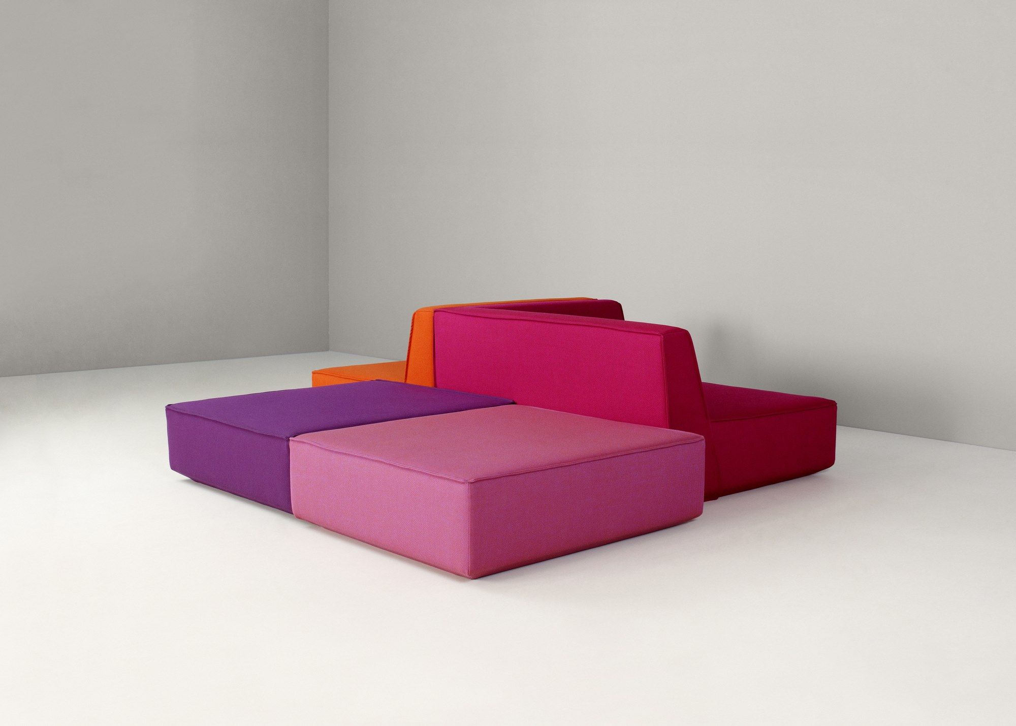 4-местный модульный тканевый диван Cubit by Mymito ARCH-00074656 - Вид №3