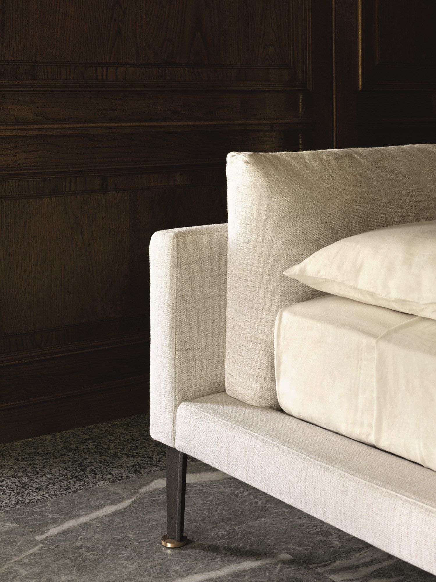 Двуспальная кровать из ткани Living Divani Floyd ARCH-00101550 - Вид №4