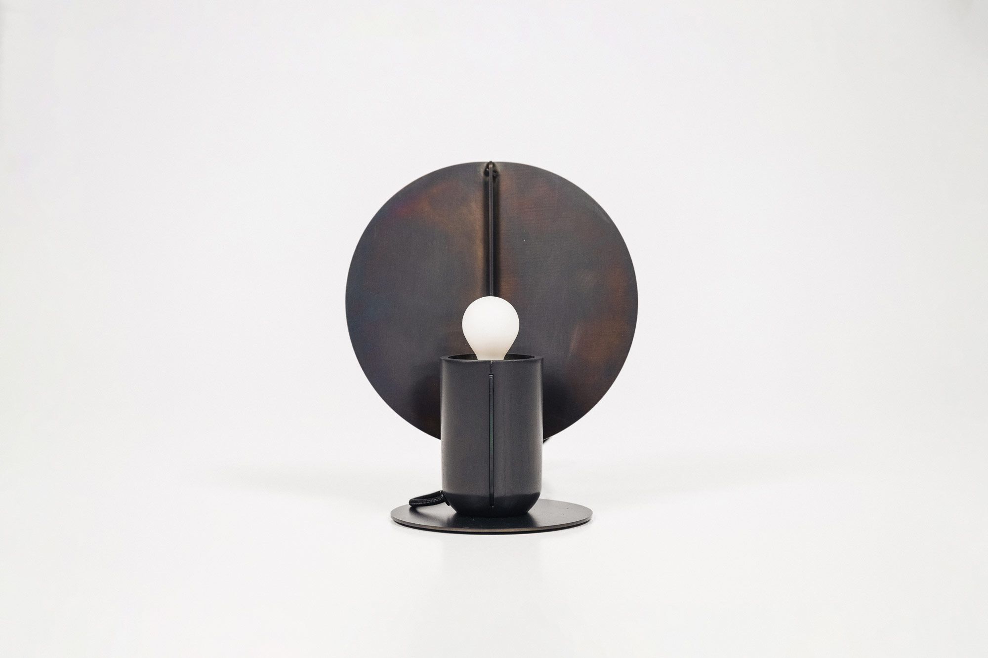 Настольная лампа с травлением железа ArmoniusLab MINIFICUS ARCH-00078461 - Вид №1