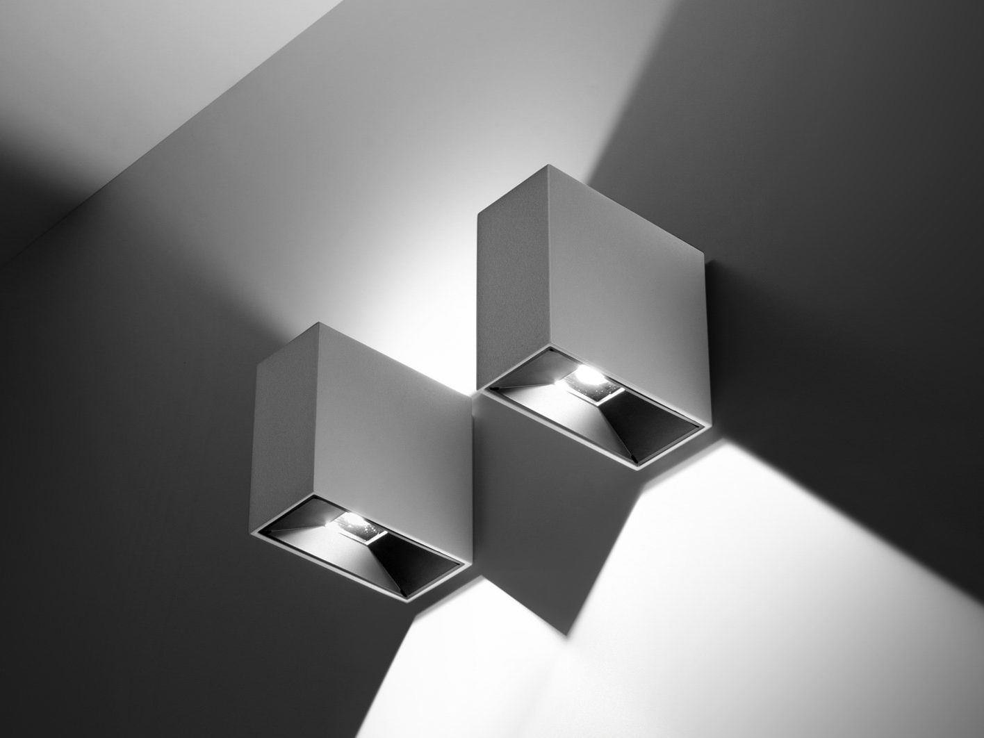 Заливка формы алюминия стены Сид напольный прожектор SIMES Apply ARCH-00130334