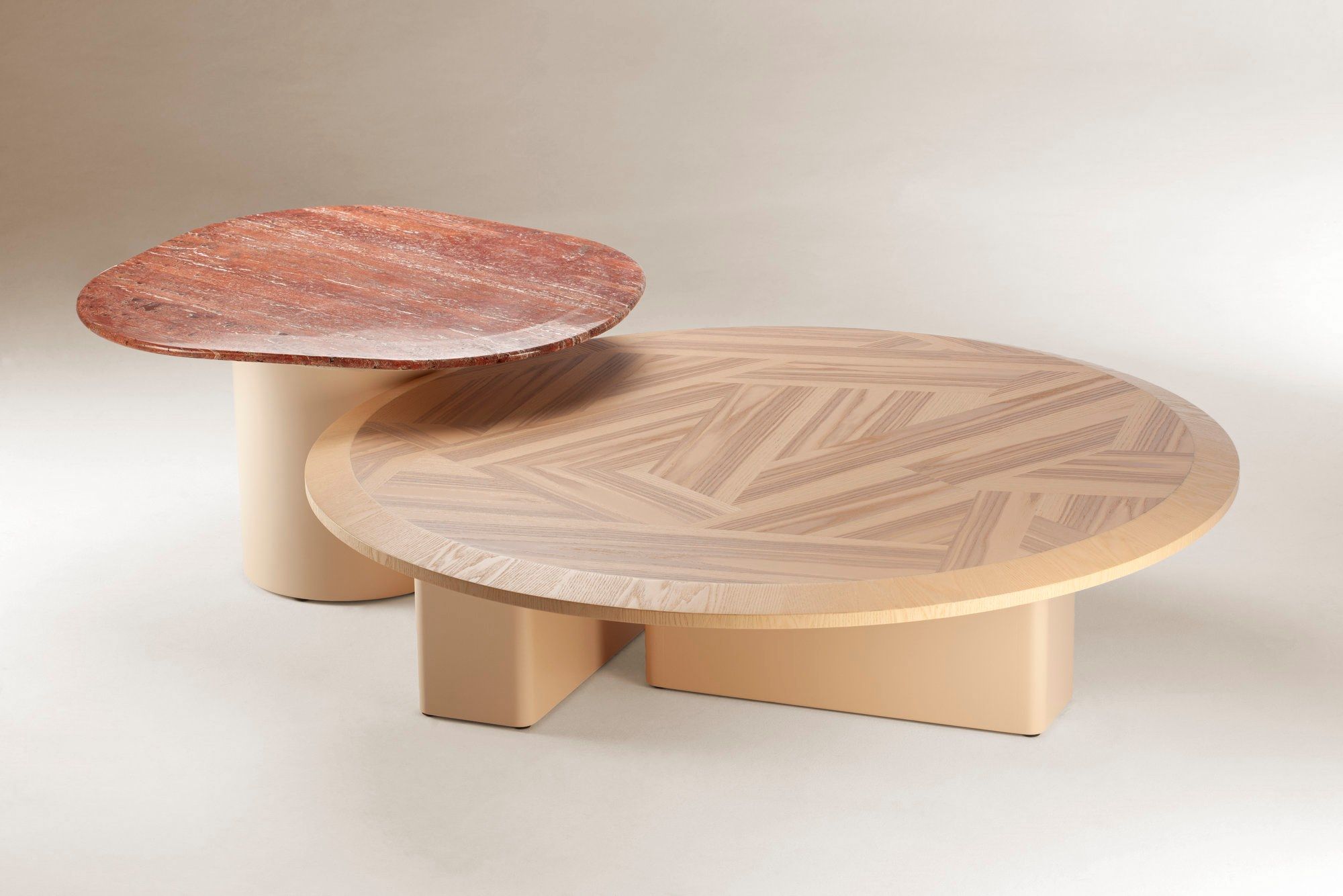 Набор журнальных столиков из ясеня и травертина DOOQ L'anamour ARCH-00064764 - Вид №1