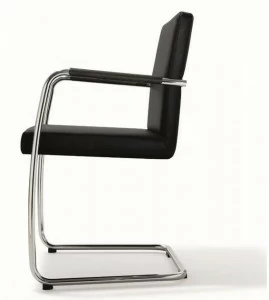 BENE Штабелируемое кожаное кресло на консолях