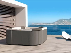 Jacuzzi® Наземный мини-бассейн с гидромассажем на 5 мест Italian design
