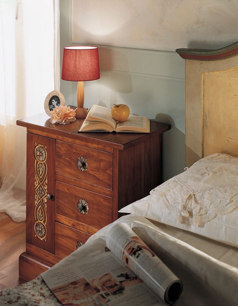 2848 Tifernoit Прикроватная тумба с 3 ящиками, 1 дверца Zona Notte  - Вид №1