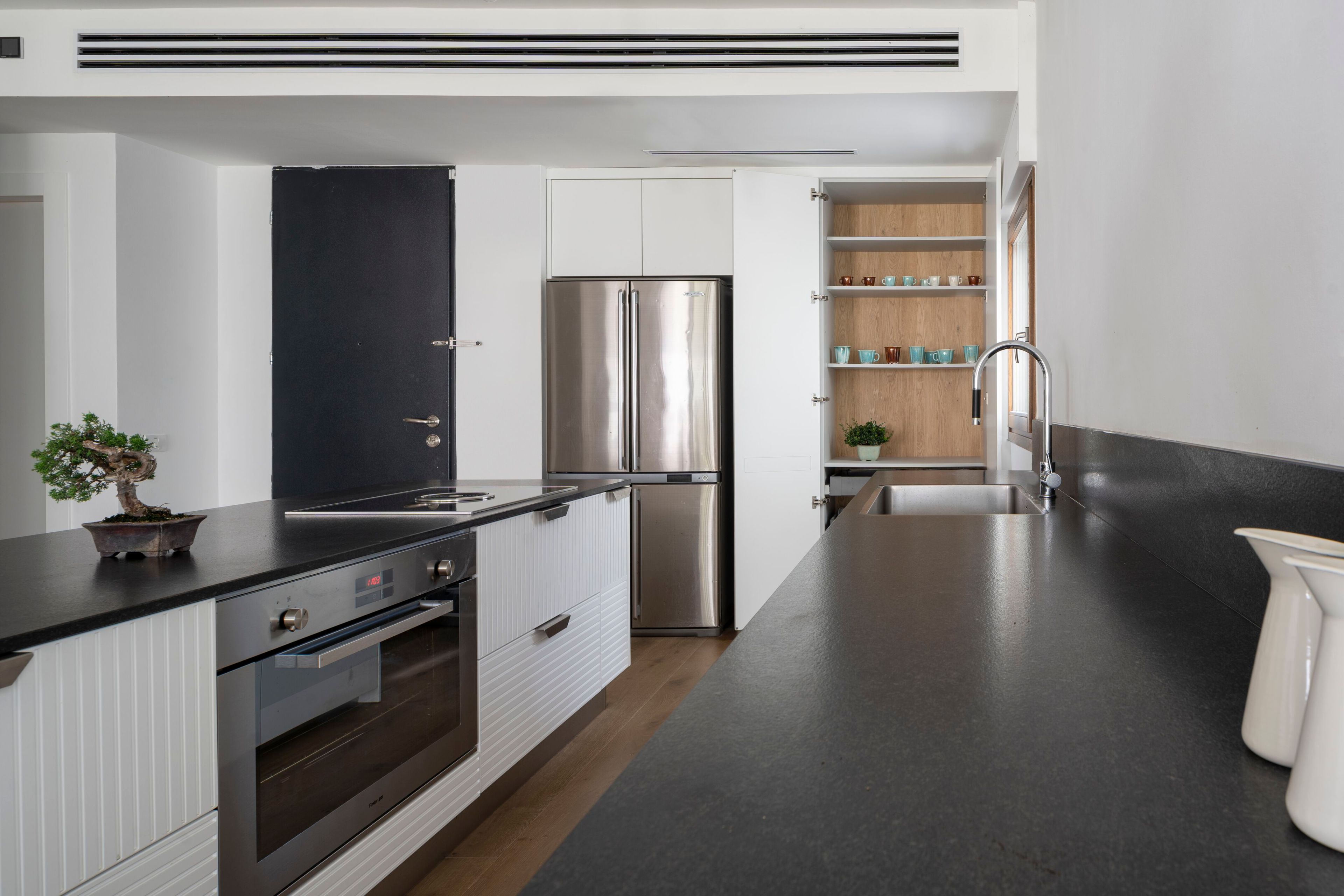 Линейная кухня с островом TM Italia Cucine Miuccia ARCH-00110469 - Вид №8