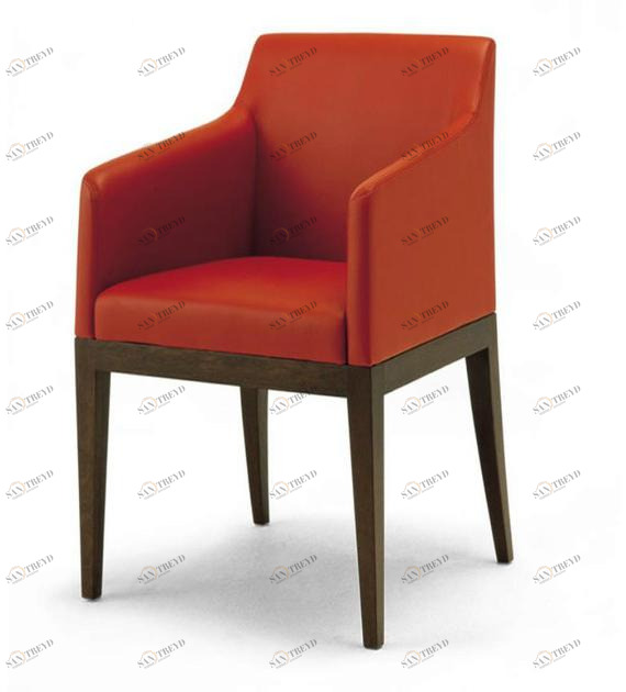 HUGUES CHEVALIER Мягкое кожаное кресло с подлокотниками Iconic sun-id-1346232