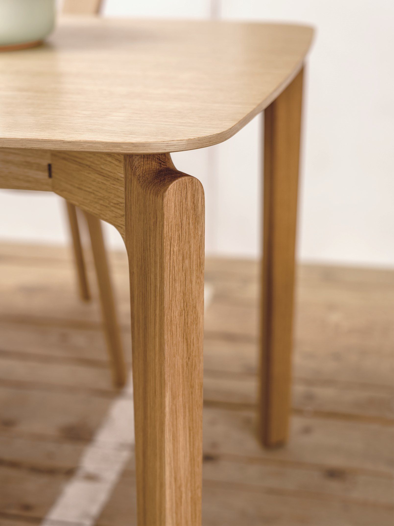 Деревянный прямоугольный стол TON ARCH-00016979 - Вид №3