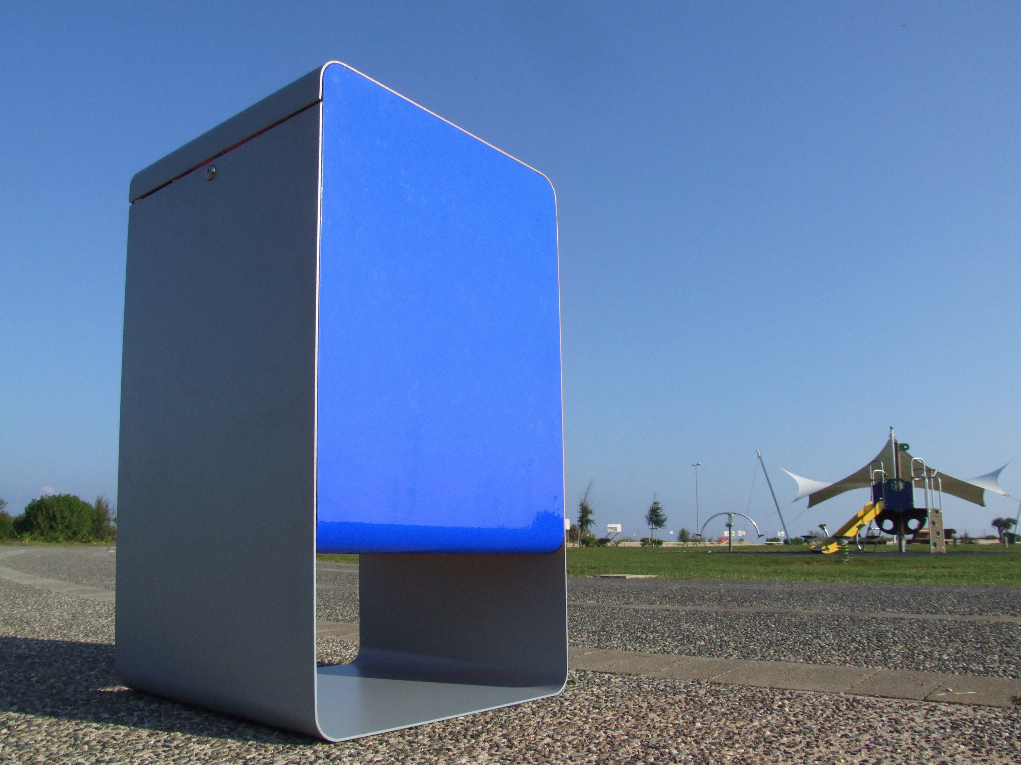 Наружная стальная стойка для мусора LAB23 Smith ARCH-00041087