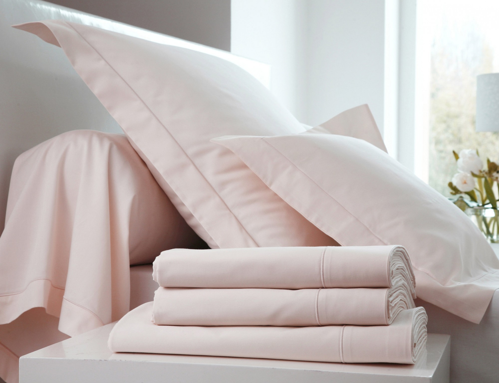 PLAIN_GU_200 КПБ 200/220 прост 280/320 2 нав 50/75 сатин 280TC (в подарочной коробке) Blanc des Vosges Santreyd 