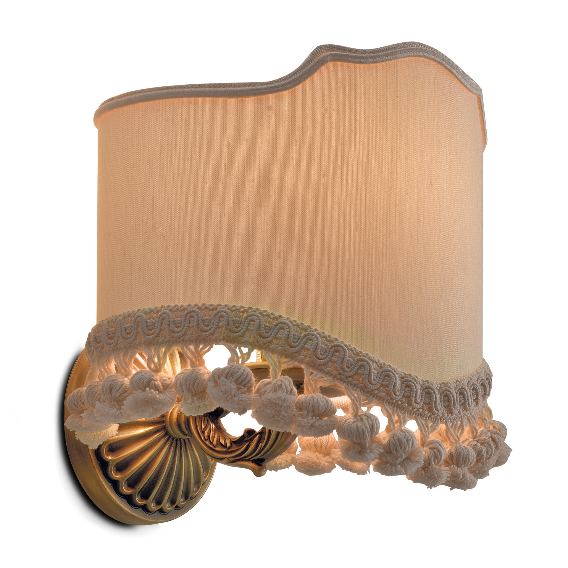 PY24 3SC Настенный светильник Piccadilly с антикварным абажуром Classico Treesseci 3SC