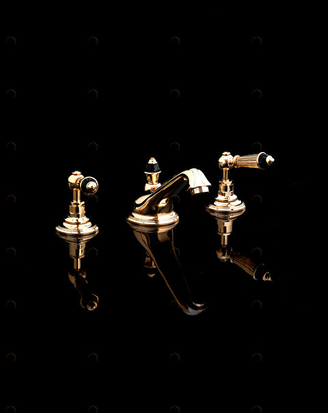 BLD76 Кран для раковины Black Diamond на 3 отверстия Devon&Devon 