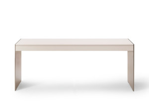 Деревянная прямоугольная консоль