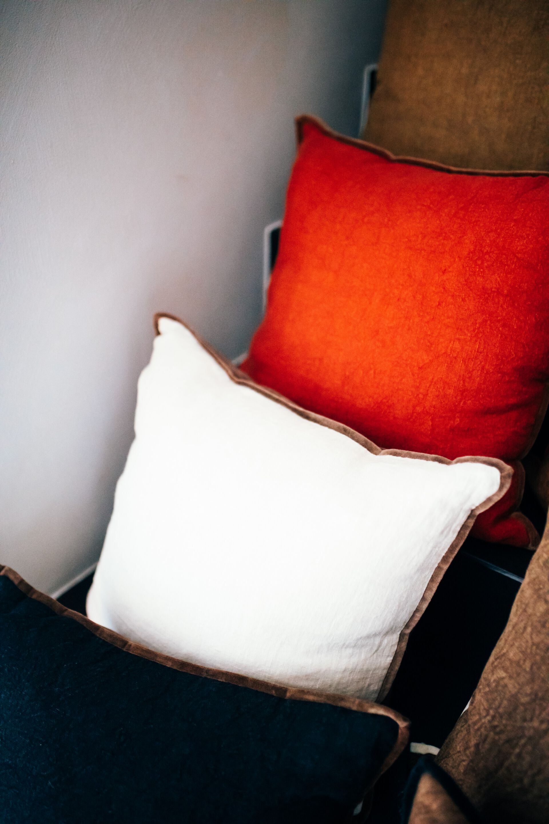 Подушка из льна и хлопка POMAX ALPHA OPPOSITES ARCH-00048053 - Вид №14