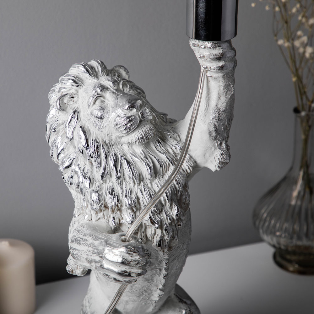 32144 Настольный светильник Лев Ричард Белый BOGACHO 4627196596542 - Вид №1