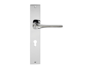 Латунная ручка на пластине с насадкой