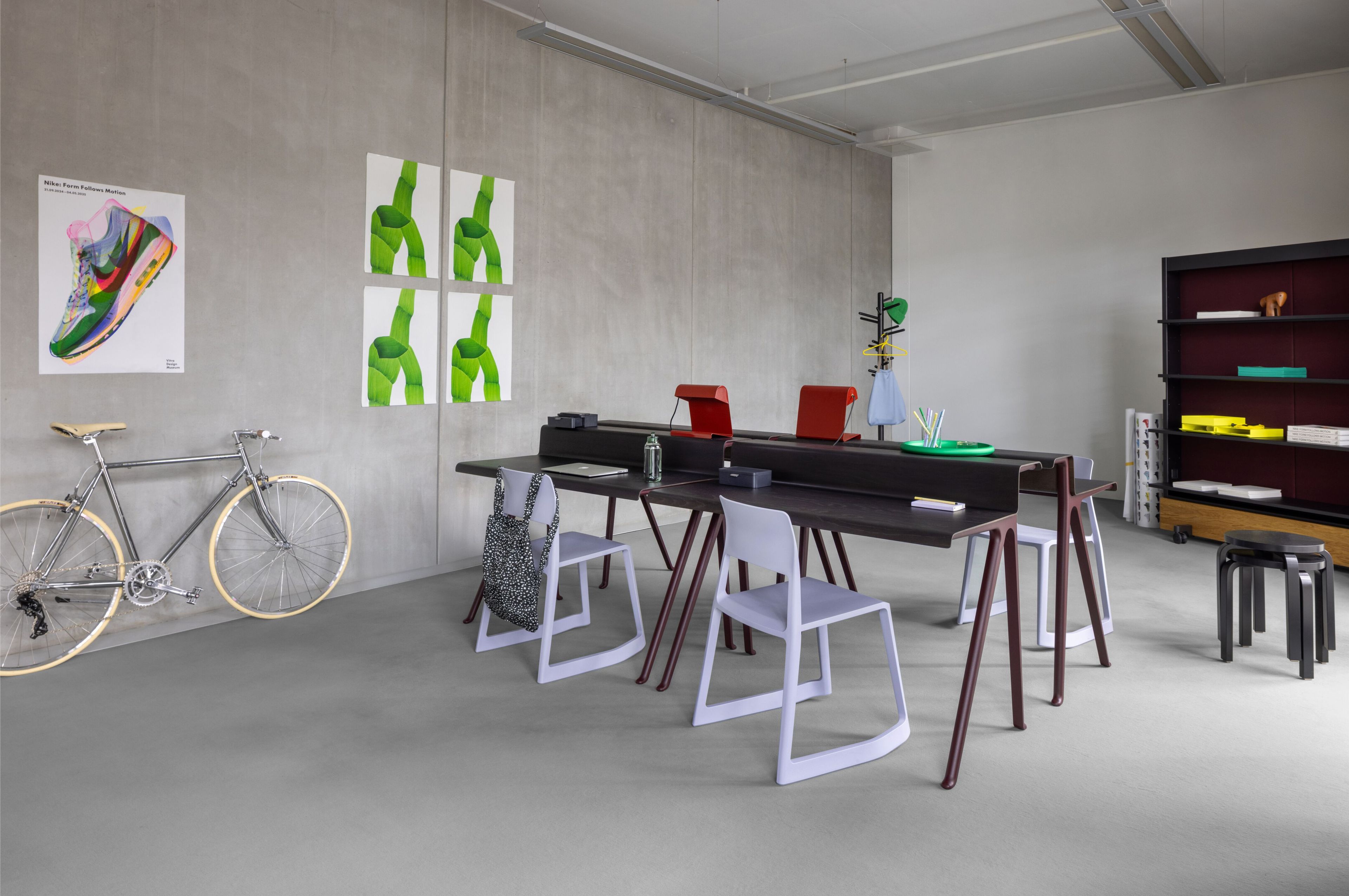 Деревянный письменный стол VITRA COURIER ARCH-00008379 - Вид №3