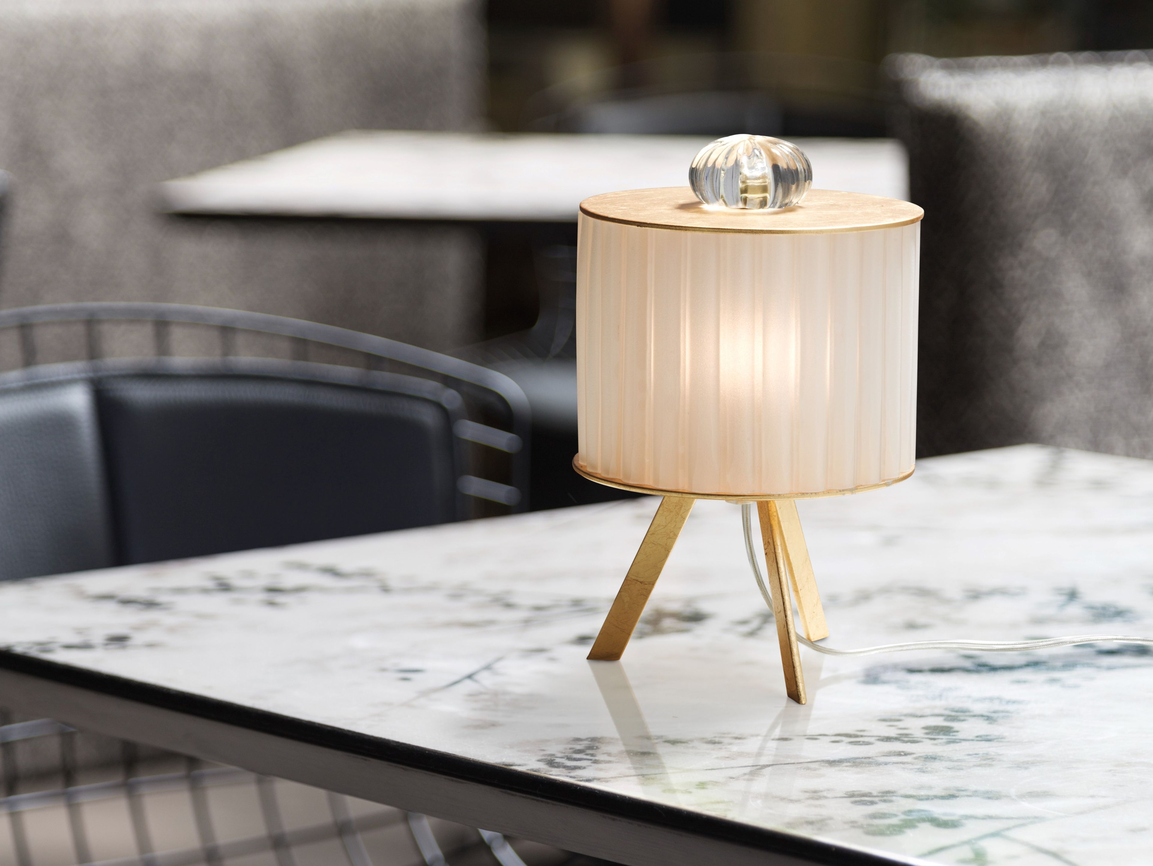 Стеклянная светодиодная настольная лампа STILLUX Новые направления ARCH-00038135 - Вид №2